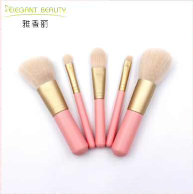 化妝刷有哪些常見(jiàn)的材質(zhì)？